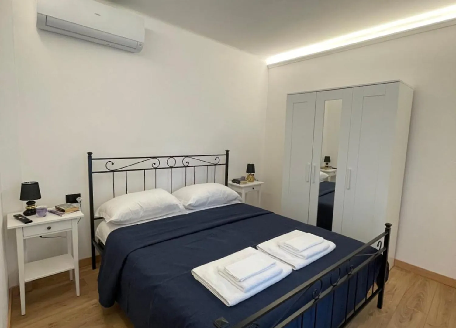 Il Girasole Apartment Genoa 0*,  Italy